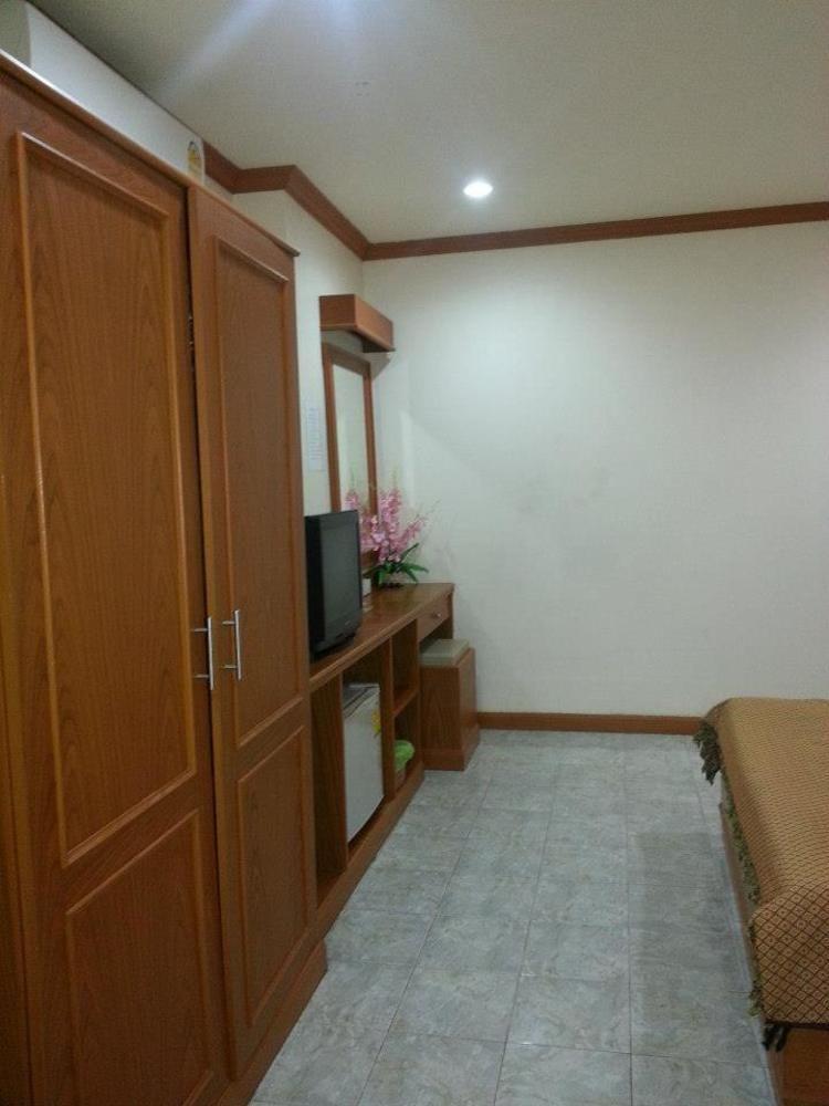 Oyo 739 Presley Guesthouse Phuket Patong Eksteriør billede